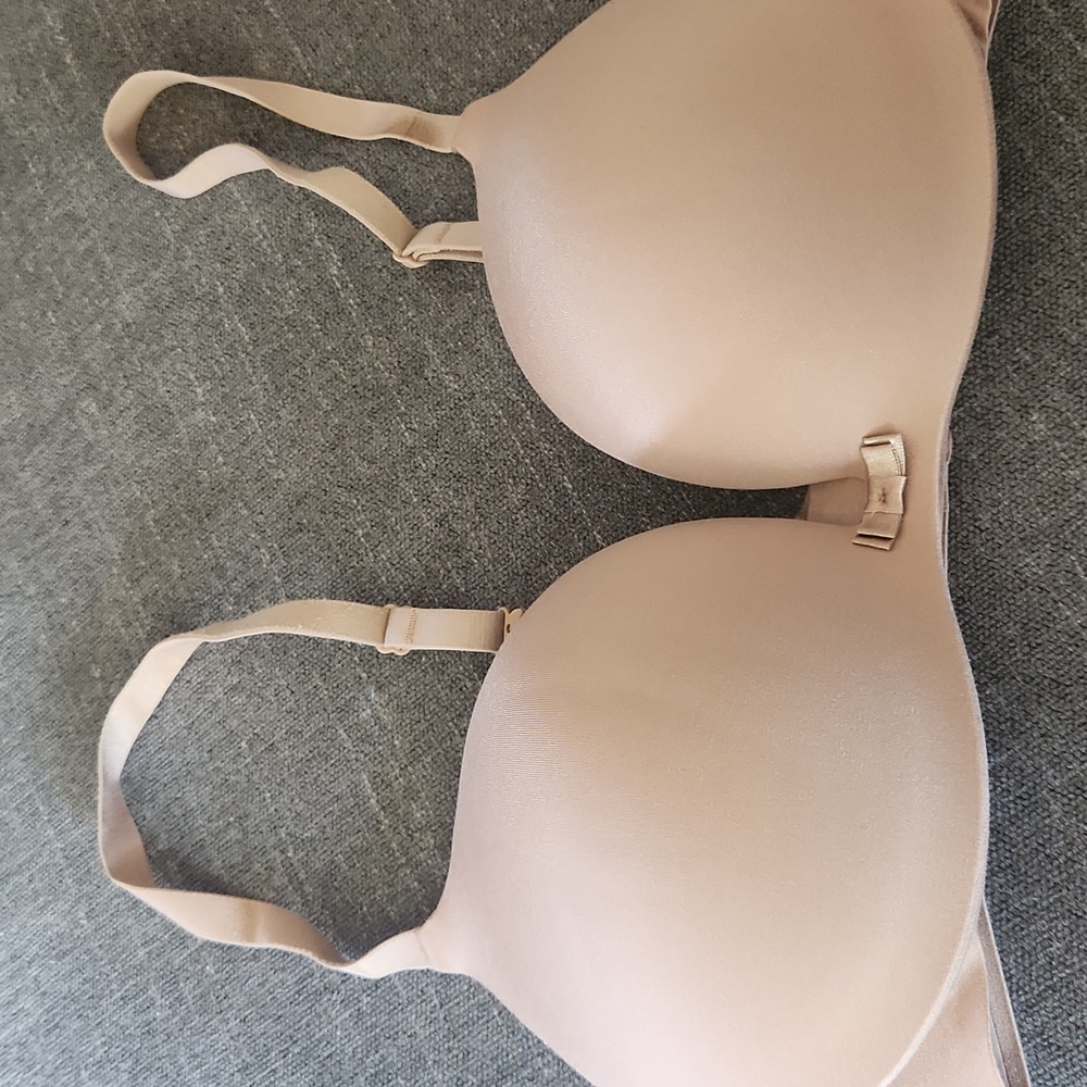 Victoria secret plunge 36c